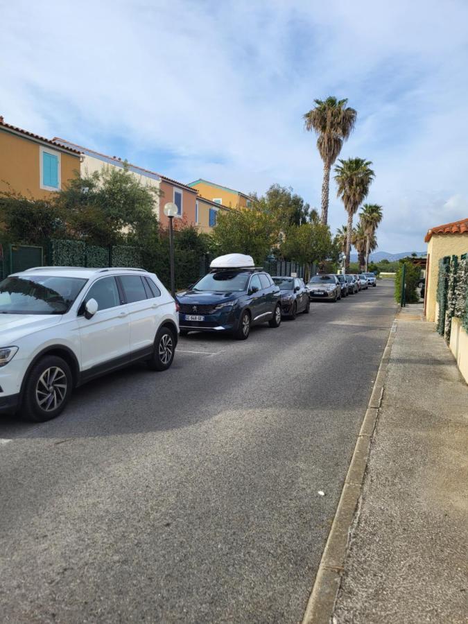 Mazet Climatise Rdj Plages Parking Wifi Gratuit 拉隆德莱丝莫里斯 外观 照片